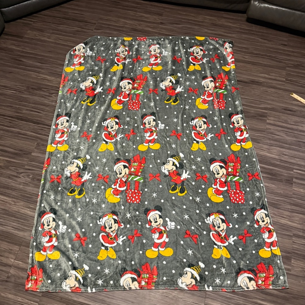 Disney Christmas Minnie & Mickey‎ Mouse blanket